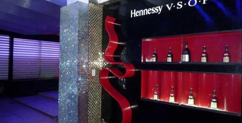 TV CLUB ～ダナンのナイトクラブ～